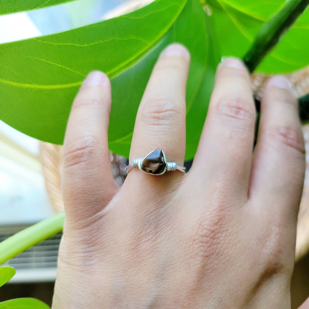 Dainty Handmade Brown Stone Wire Ring, size 5.5